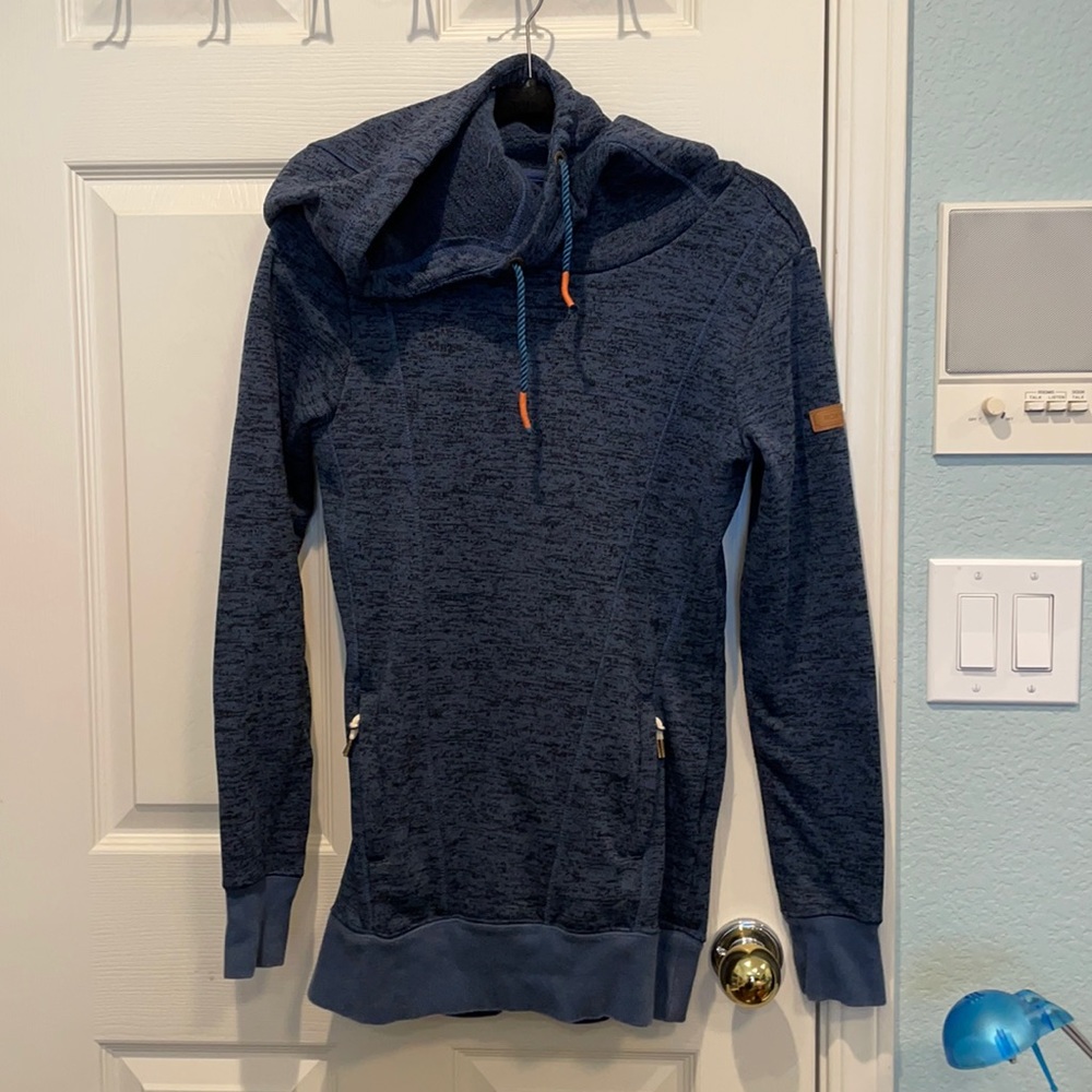 Roxy navy blue dry flight fleece sweater